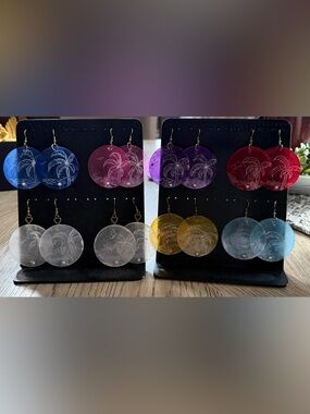 Handcrafted capiz shell engraved Beach Scene hypoallergenic Earrings 8 pairs